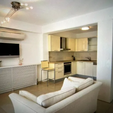 Cozy And Bright Villa Hanca 4 * Paguera
